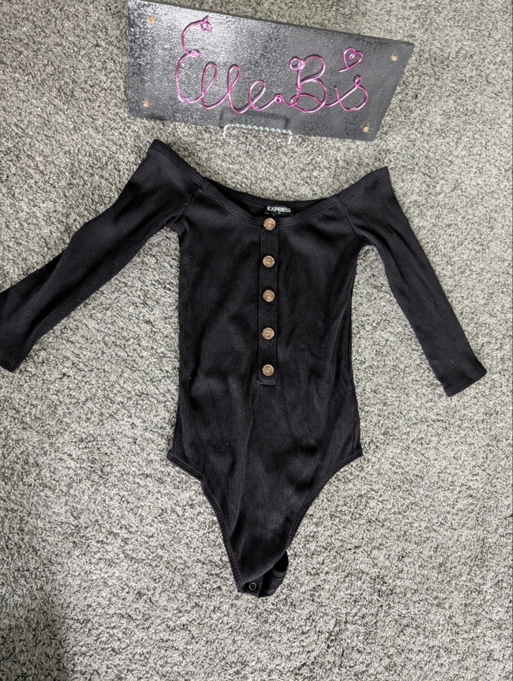 EUC Express Black Off-Shoulder Ribbed Button-Front Bodysuit S